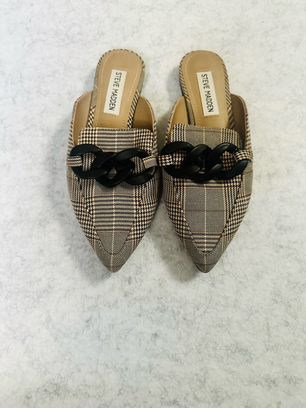 Steve Madden Plaid Pointed Toe Slip-on Mules with Black Chain Accent - Size 5